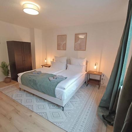 Bright And Central With 2 Beds Incl Workspace Bochum Exterior foto